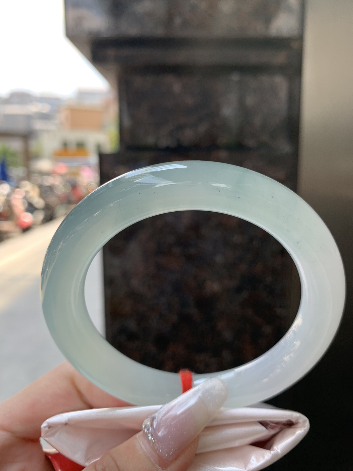 冰晴蓝圆条58.1-11.2-11.2有一种半山半水的感觉，种水很好