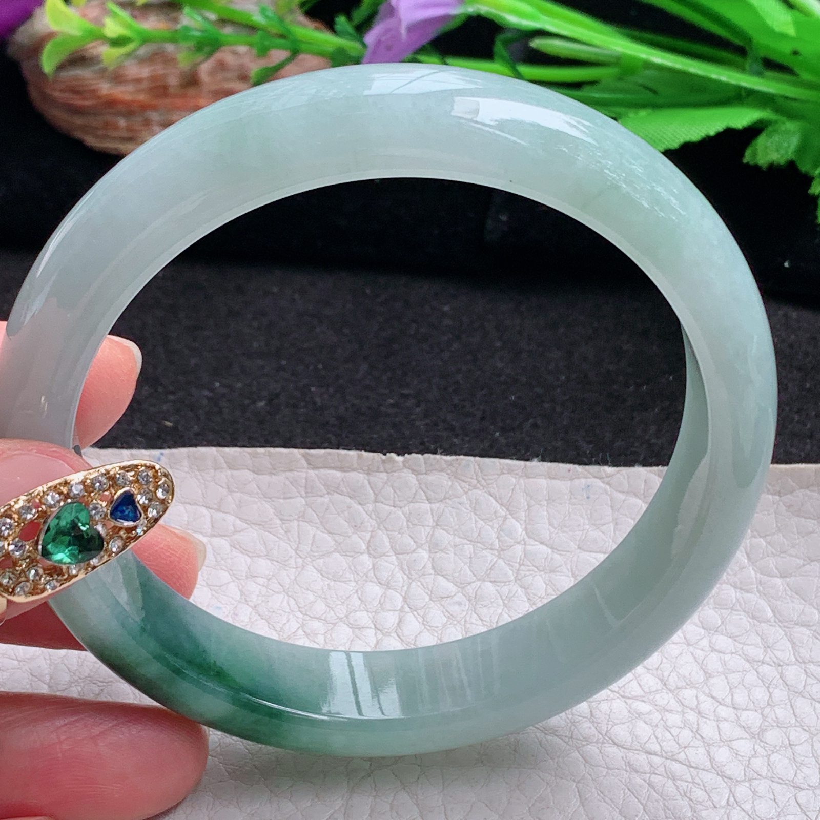 yh大圈口63*13.3*8平安镯 天然翡翠a货手镯冰飘花正圈大气玉镯子