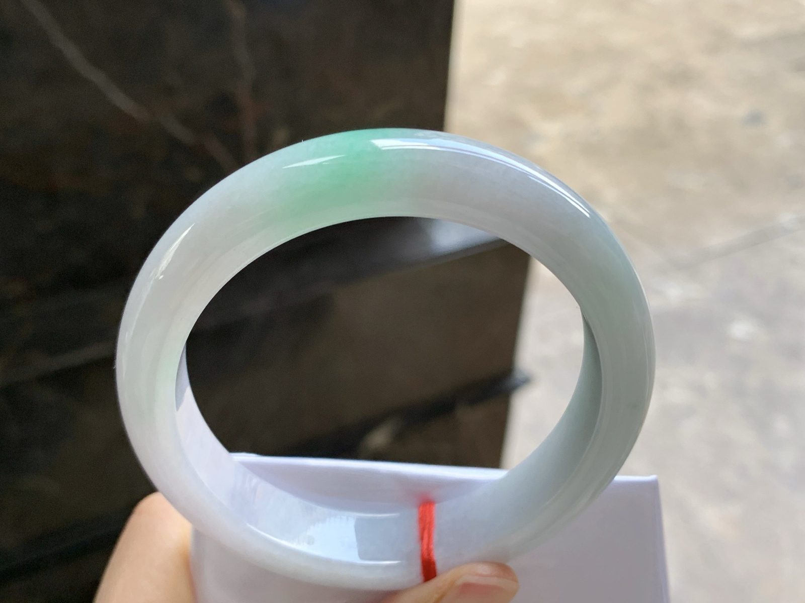 57-12.5-8.5

飘绿手镯^_^清新