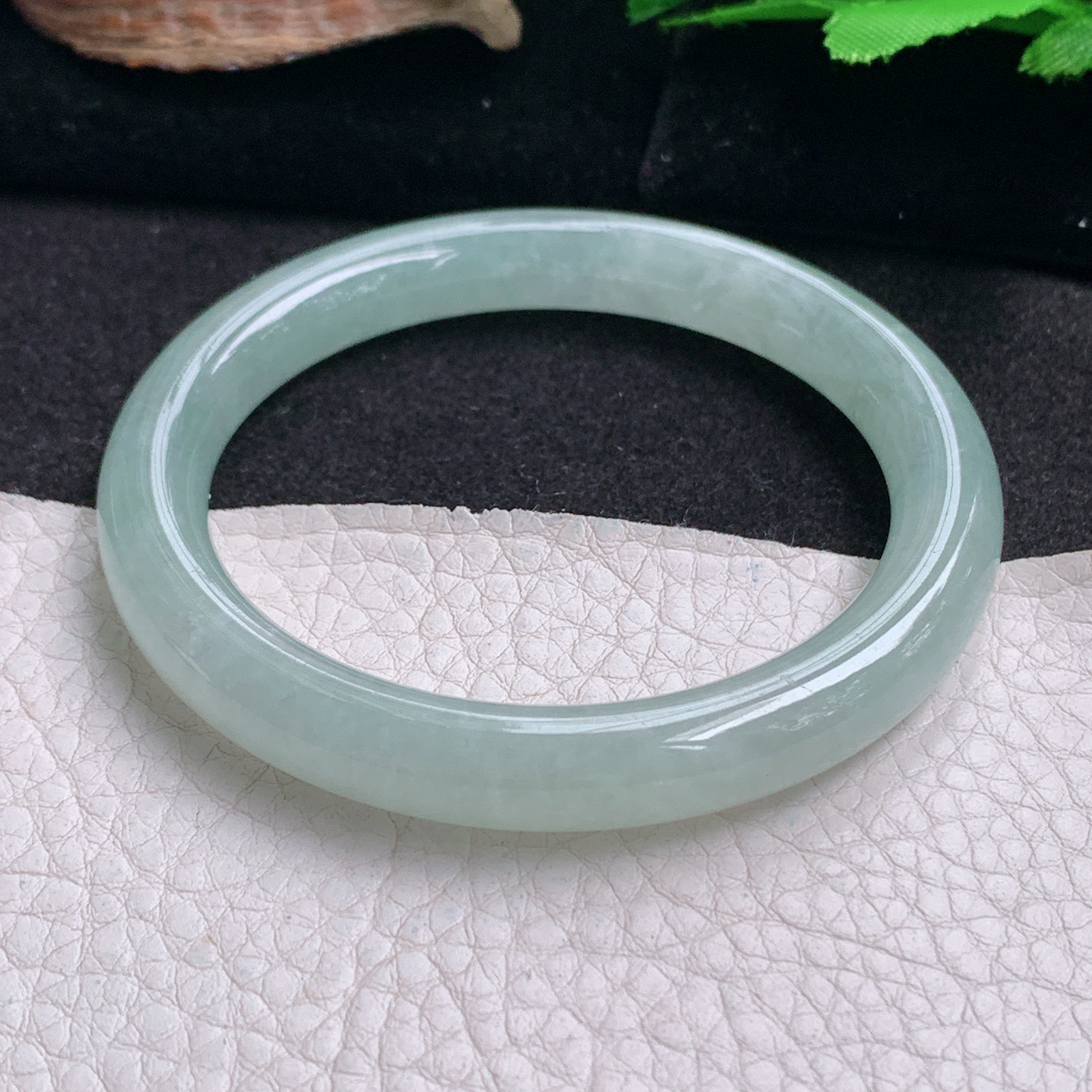 hy实拍56*9.3*8.8美人镯 天然翡翠a货手镯冰晴秀气圆条正圈玉镯子