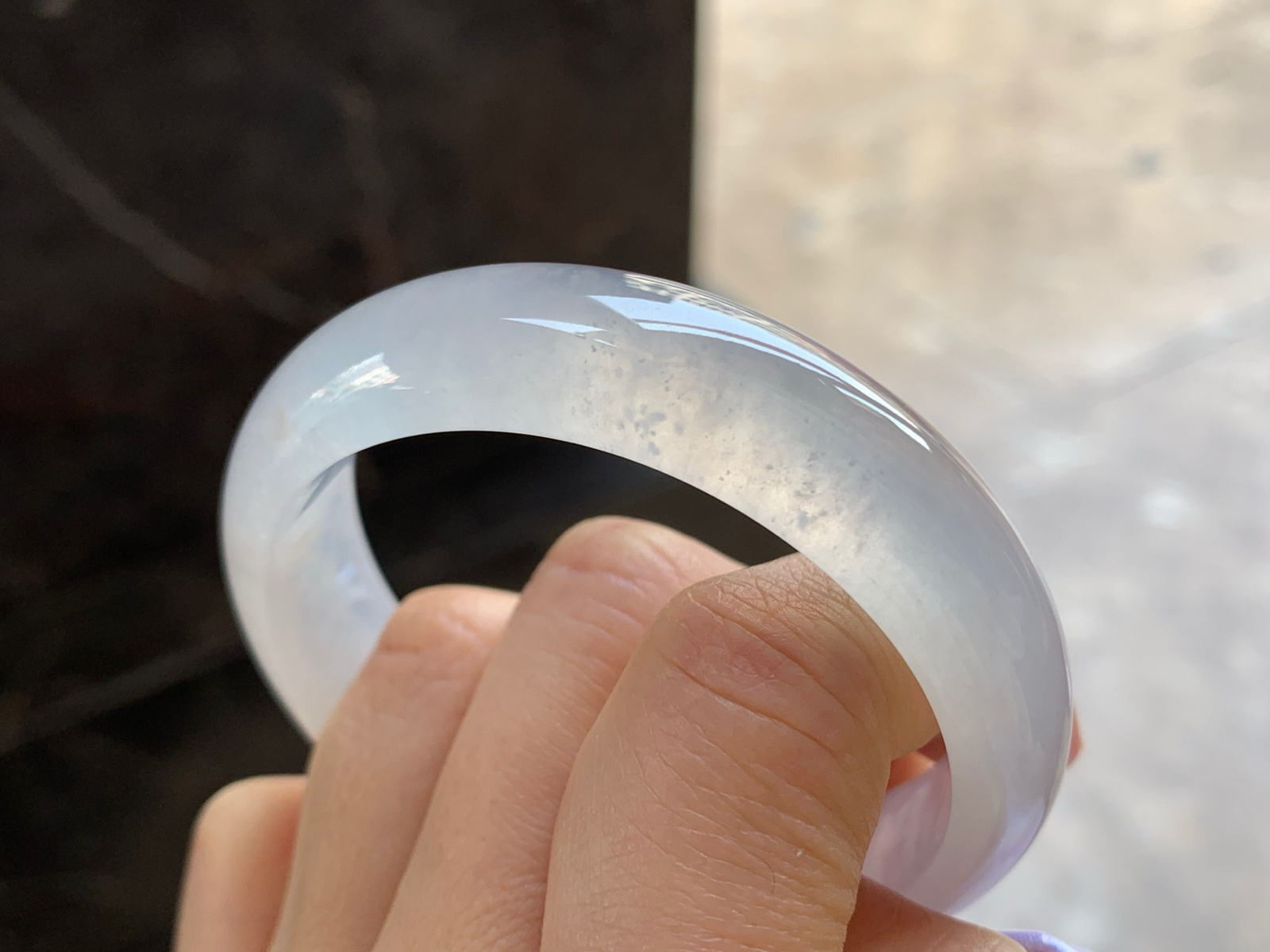 51.5-14.1-7

冰种手镯^_^荧光十足 透亮