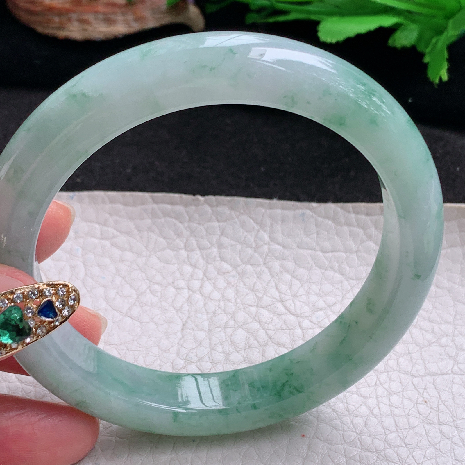 yh大圈口61.5*12*9.6平安镯 天然翡翠a货手镯冰飘花正圈玉镯子