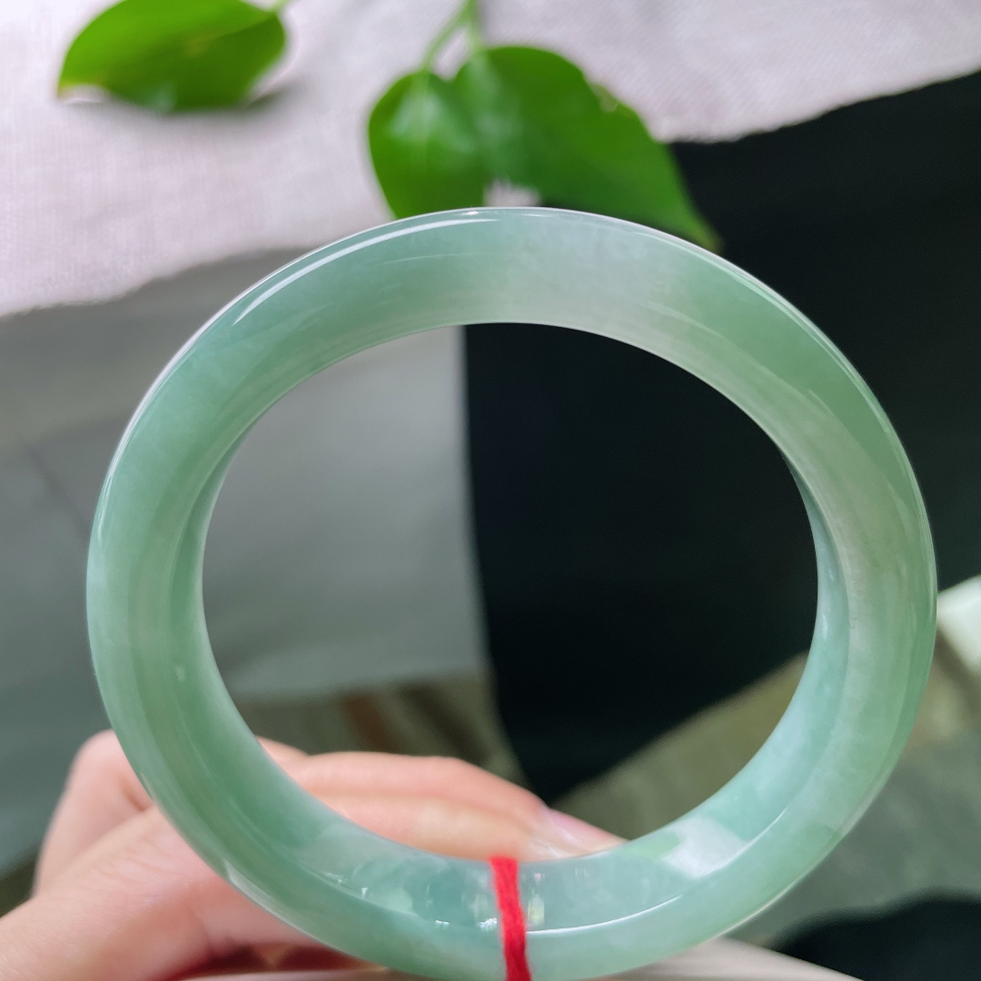 58/12/8.6，绿底正圈，料子细腻，水润，青青子衿悠悠我心。棉线，ss47927a