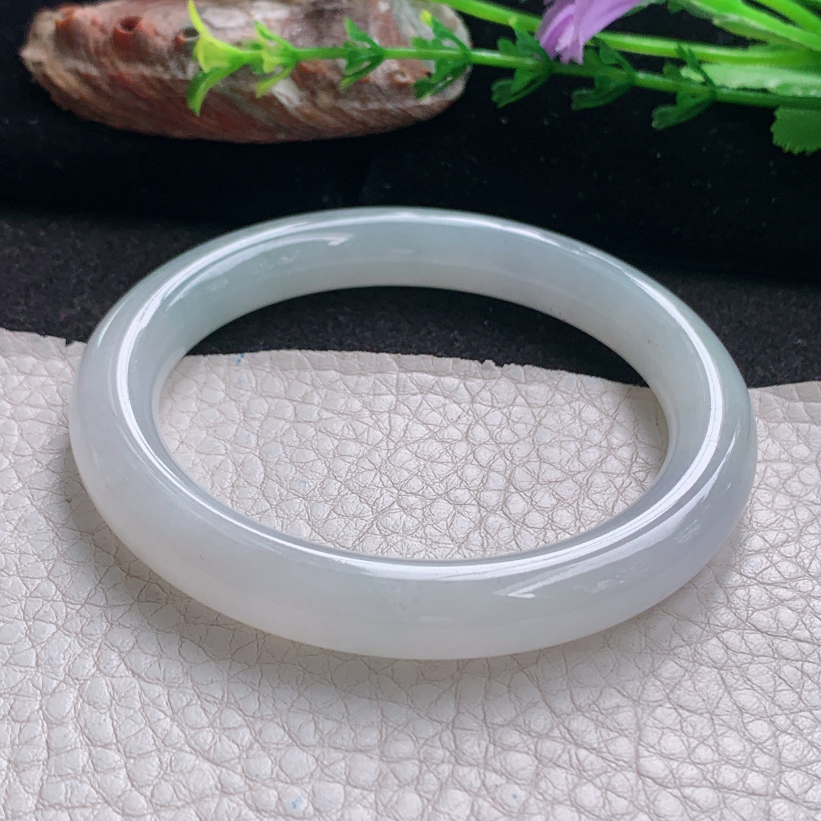 n实拍55.5*9.3美人镯 天然缅甸翡翠a货手镯白月光冰润圆条玉镯子