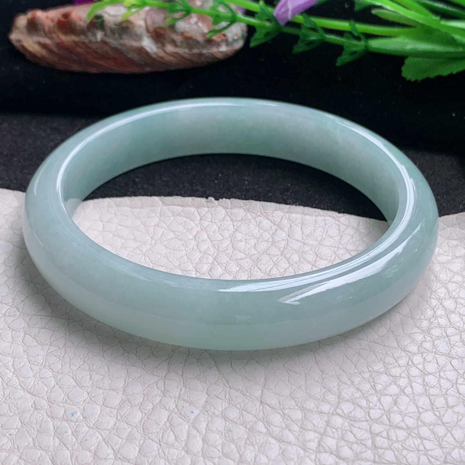 pj大圈口66*12.8*8.2平安镯 天然缅甸翡翠a货手镯浅绿大气正圈玉镯子