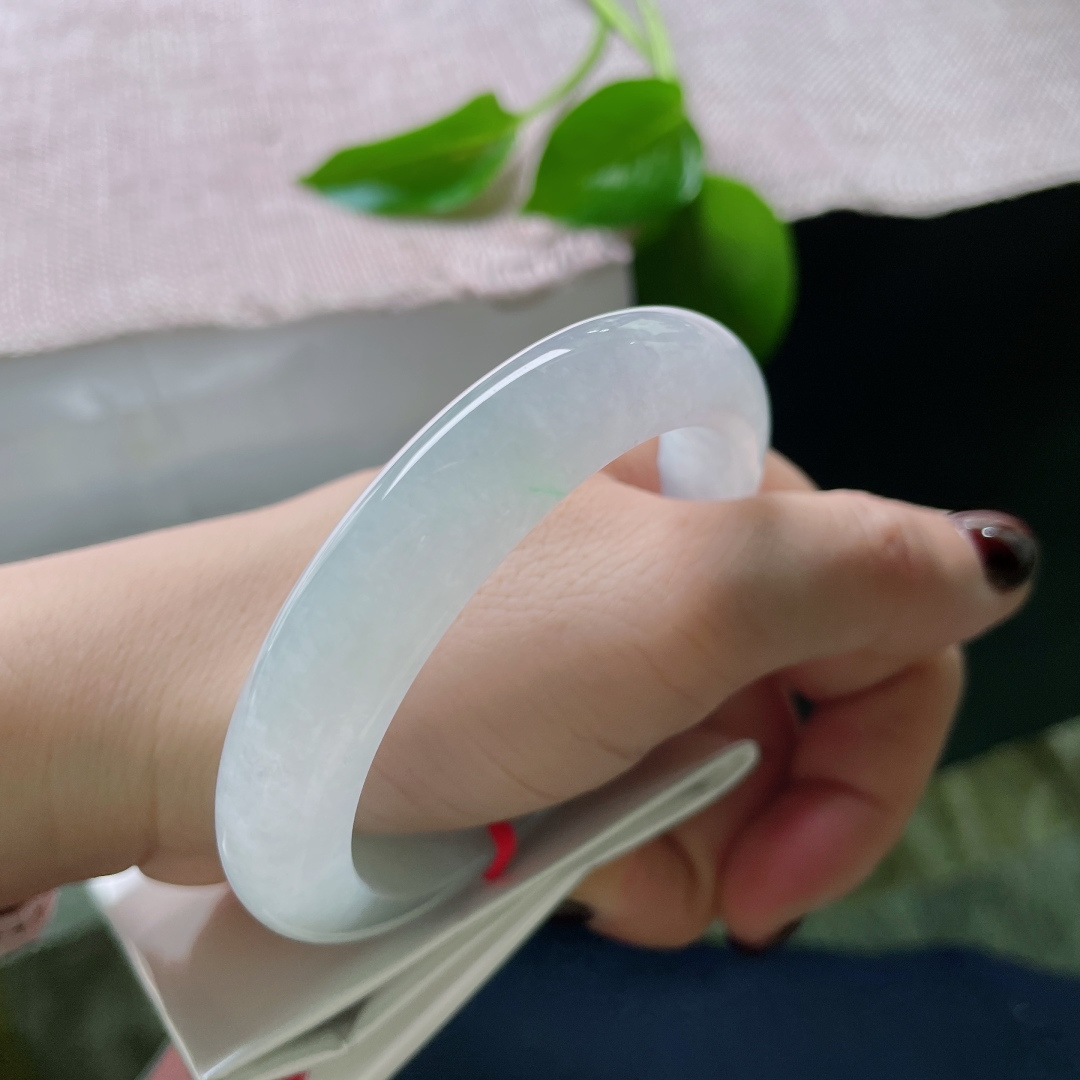 55.7/11.5/9.5淡紫正圈，冰润细腻，种老，悠悠的云里有淡淡的诗，甜美，棉线纹，ss49457a