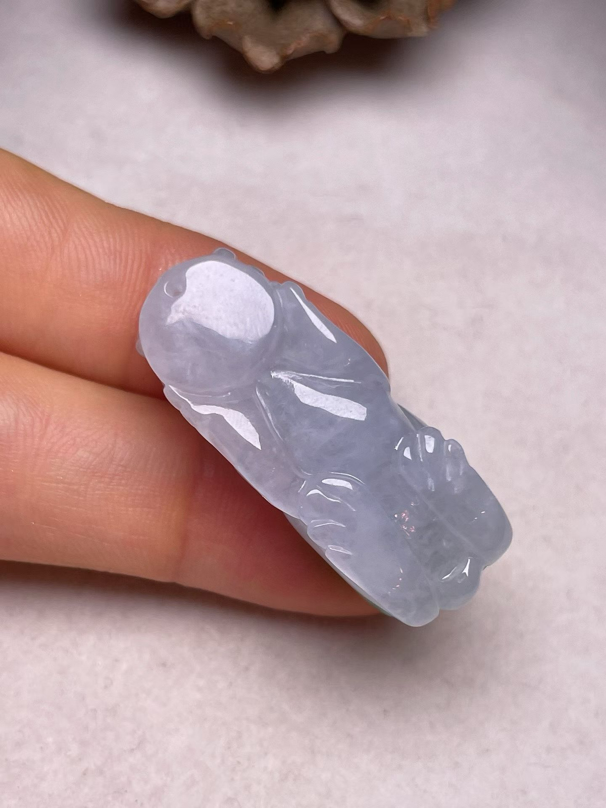 冰糯种飘绿【招财貔貅】吊坠，种水好，玉质细腻 ，卖相好