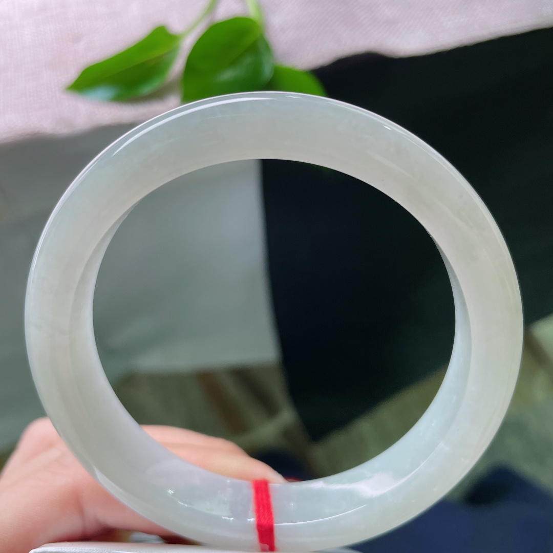 60/11.8/8.7，淡绿底正圈，大圈口，柔润细腻，澄澈明净，种老，。ss49716a