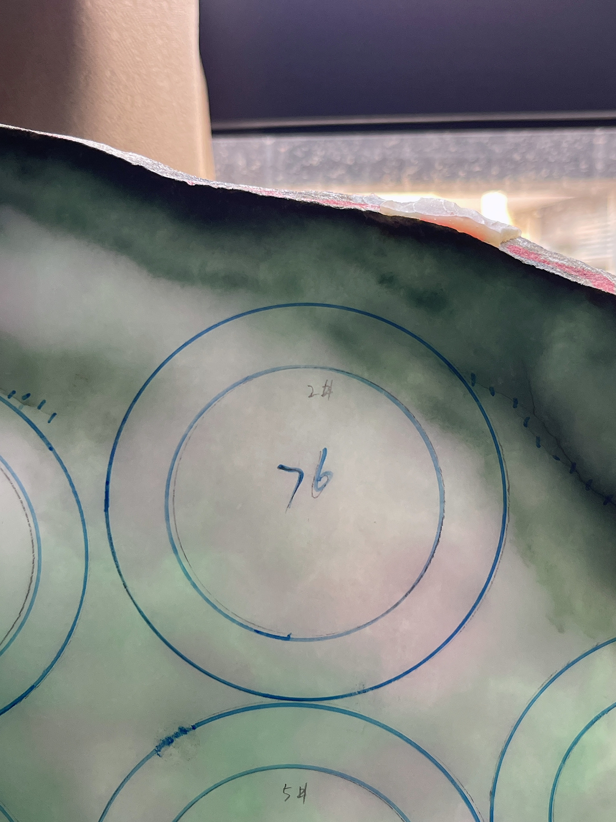 翡翠板料，⭕️正圈最大做60，圆条最大做正56