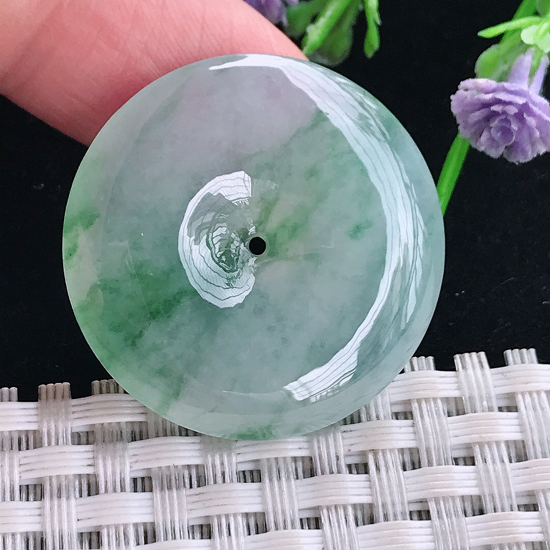 实拍A货翡翠29.7/5.3老坑冰种果冻胶飘绿平安扣吊坠翡翠玉扣挂件