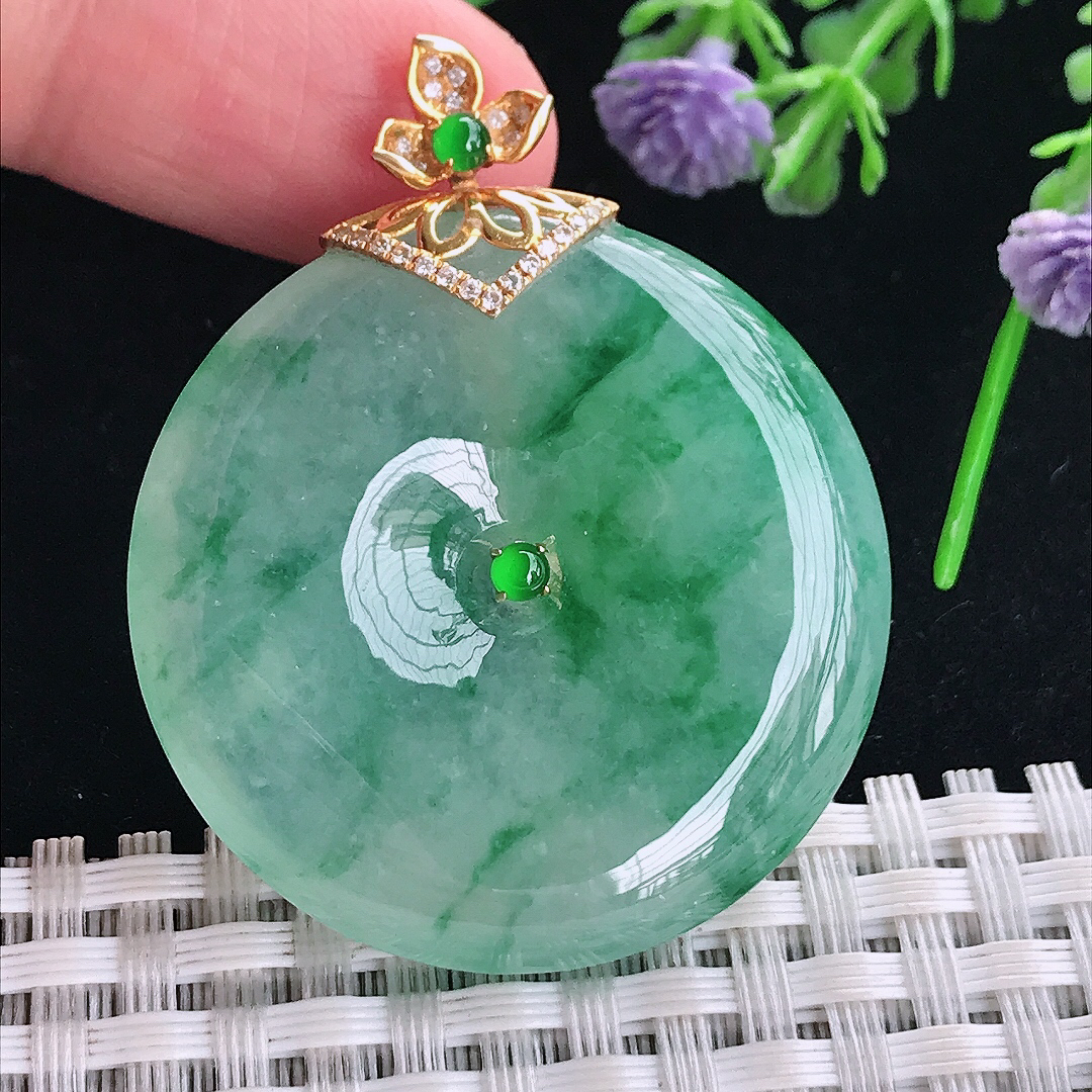 实拍A货翡翠36.8/7老坑18k金镶嵌冰阳绿飘阳绿了平安扣吊坠翡翠玉扣