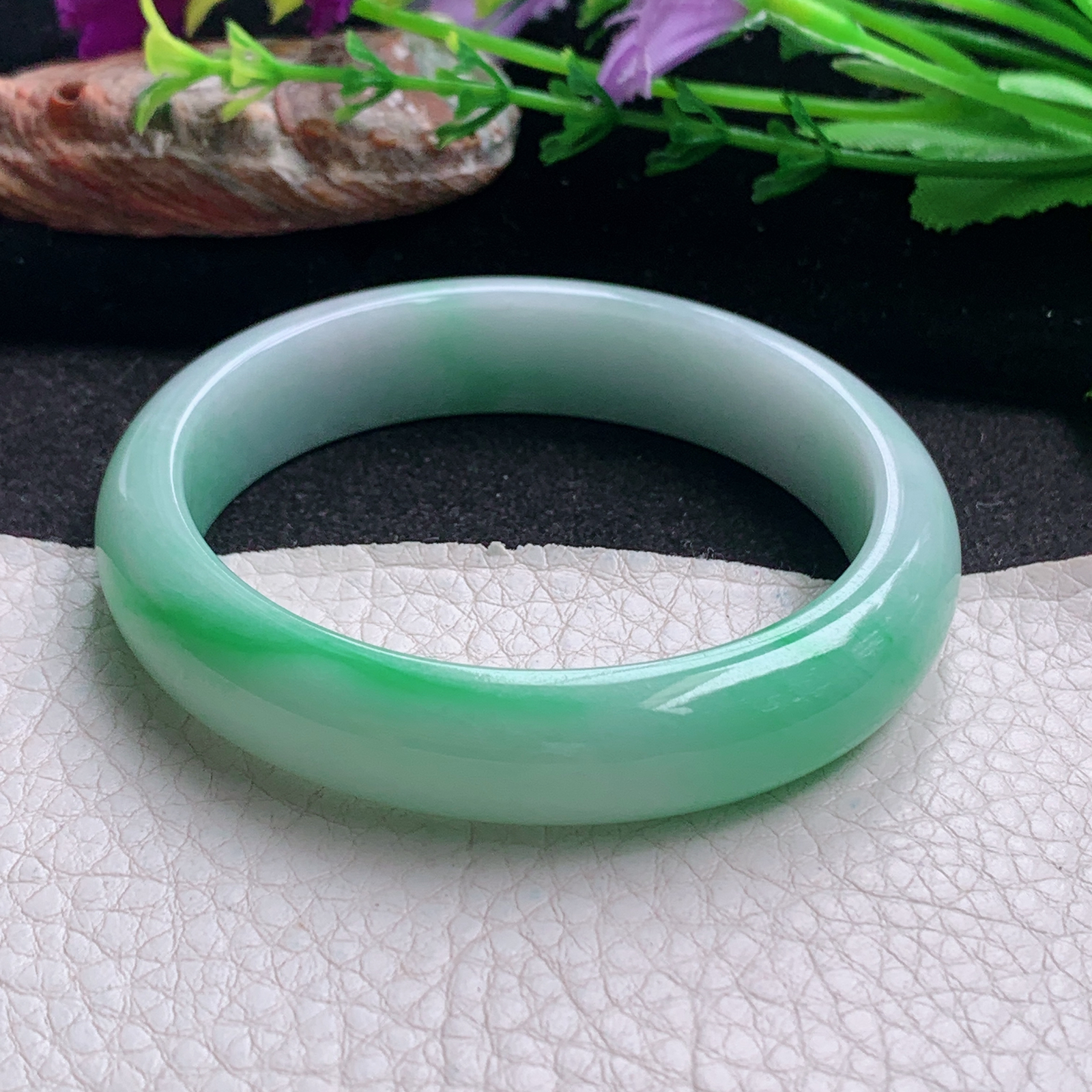 ee实拍55.6*13*7.6平安镯 天然缅甸翡翠a货手镯白底青水润正圈玉镯子