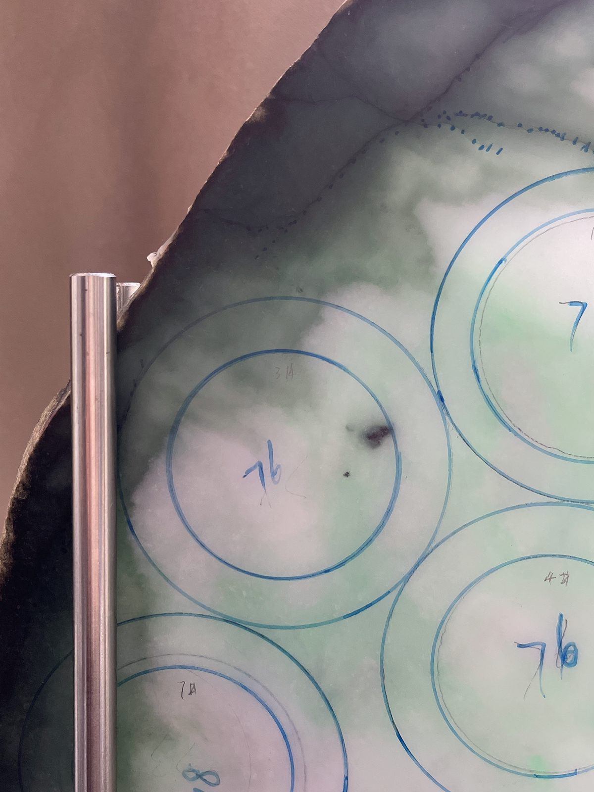 翡翠板料，⭕️正圈最大做60，圆条最大做56