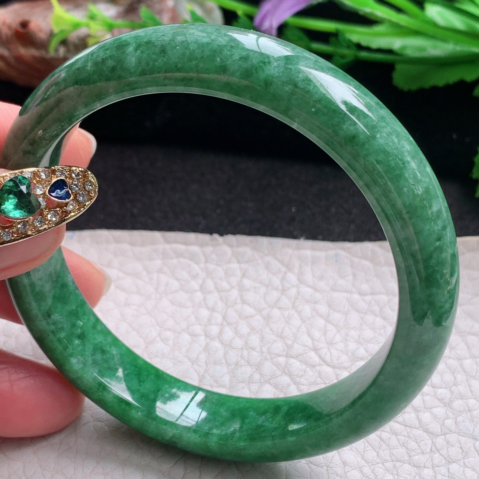 n实拍57*11.6*8平安镯 天然缅甸翡翠a货手镯满绿辣色正圈玉镯子
