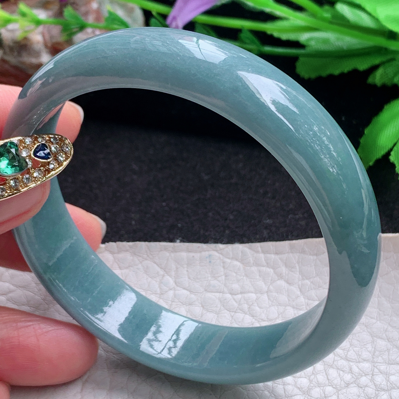 js实拍59*14.8*6.5平安镯 天然翡翠a货手镯蓝韵水润正圈玉镯子