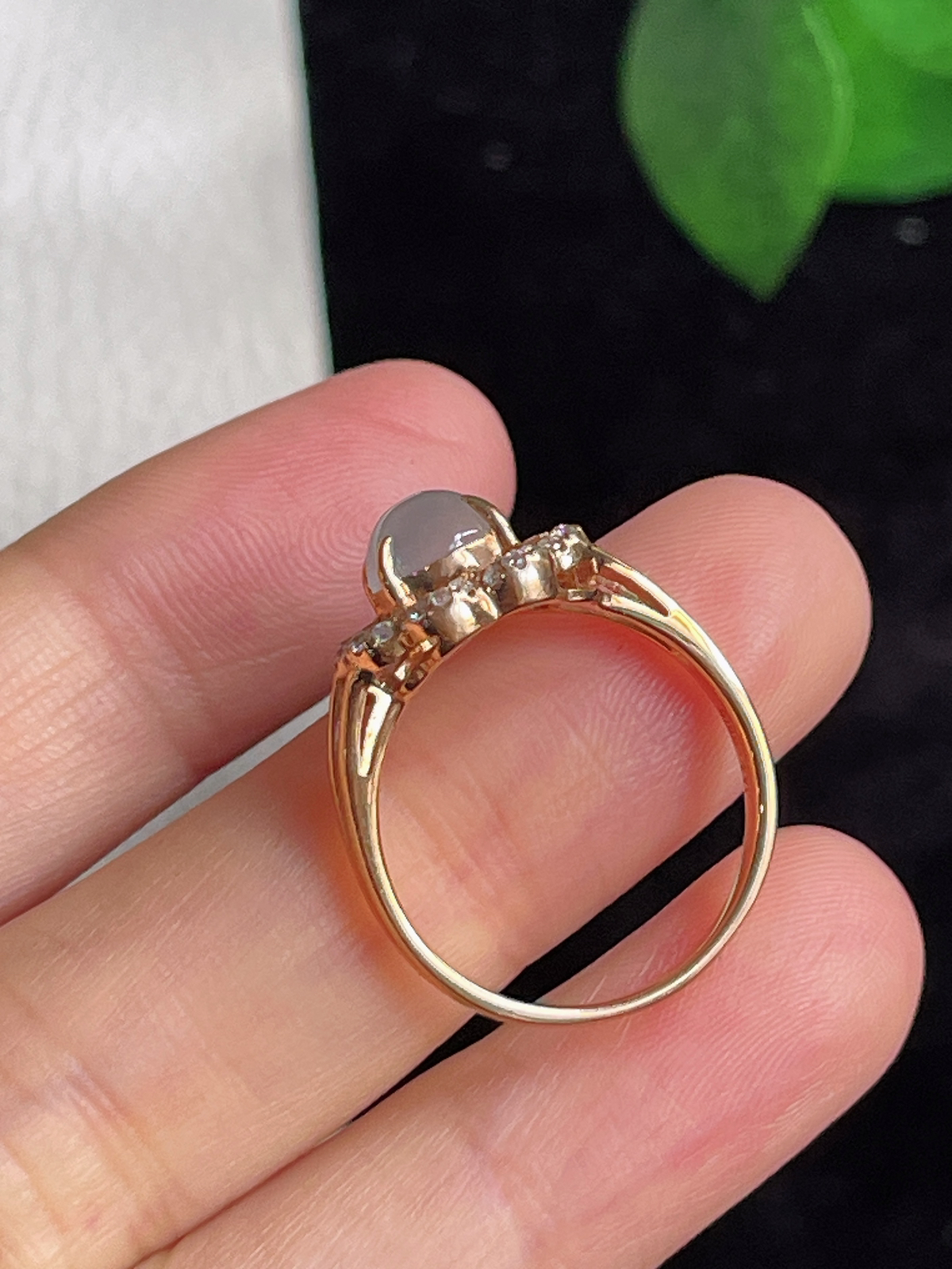 18k金白冰翡翠戒指