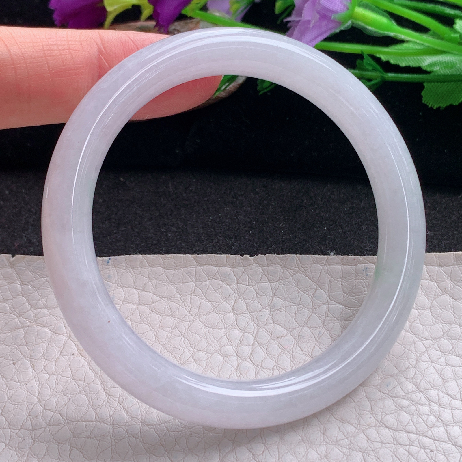 n实拍55*8.8*8.5美人镯 天然缅甸翡翠a货手镯清新冰紫底圆条叮当镯