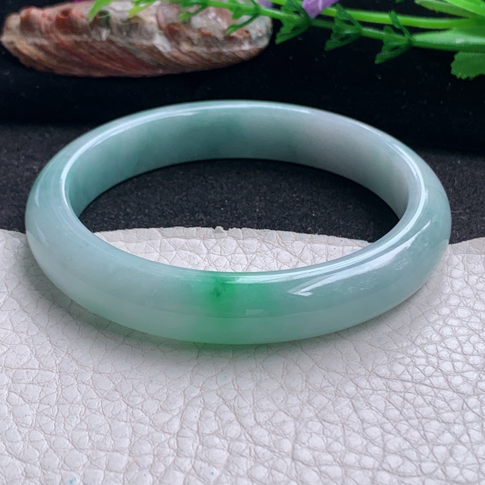 js大圈口60*11.8*8平安镯 天然缅甸翡翠a货手镯清秀飘绿正圈玉镯子