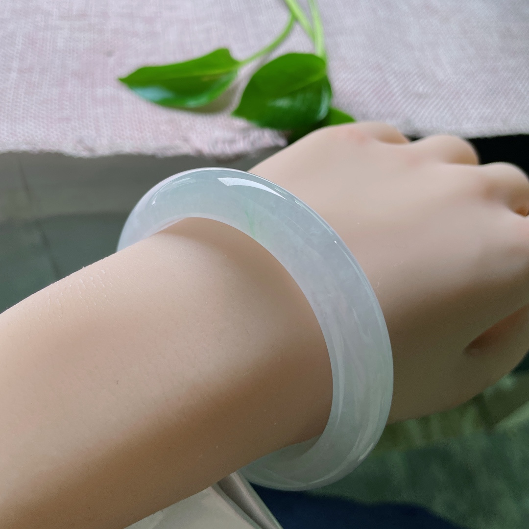 55.7/11.5/9.5淡紫正圈，冰润细腻，种老，悠悠的云里有淡淡的诗，甜美，棉线纹，ss49457a