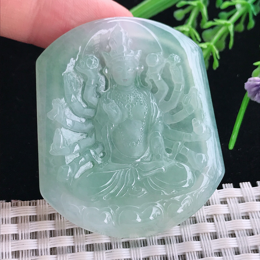 实拍A货翡翠51/43.5/5.3老坑冰晴满绿千手观音吊坠翡翠玉挂件