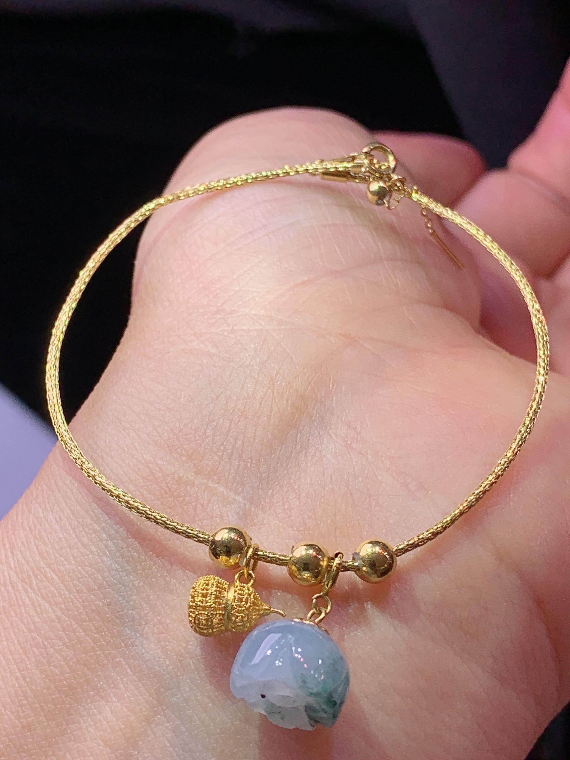 18k金镶嵌紫罗兰莲蓬头手链 玉质细腻 色泽艳丽清新 水润亮眼 整体尺寸9.7*6c5