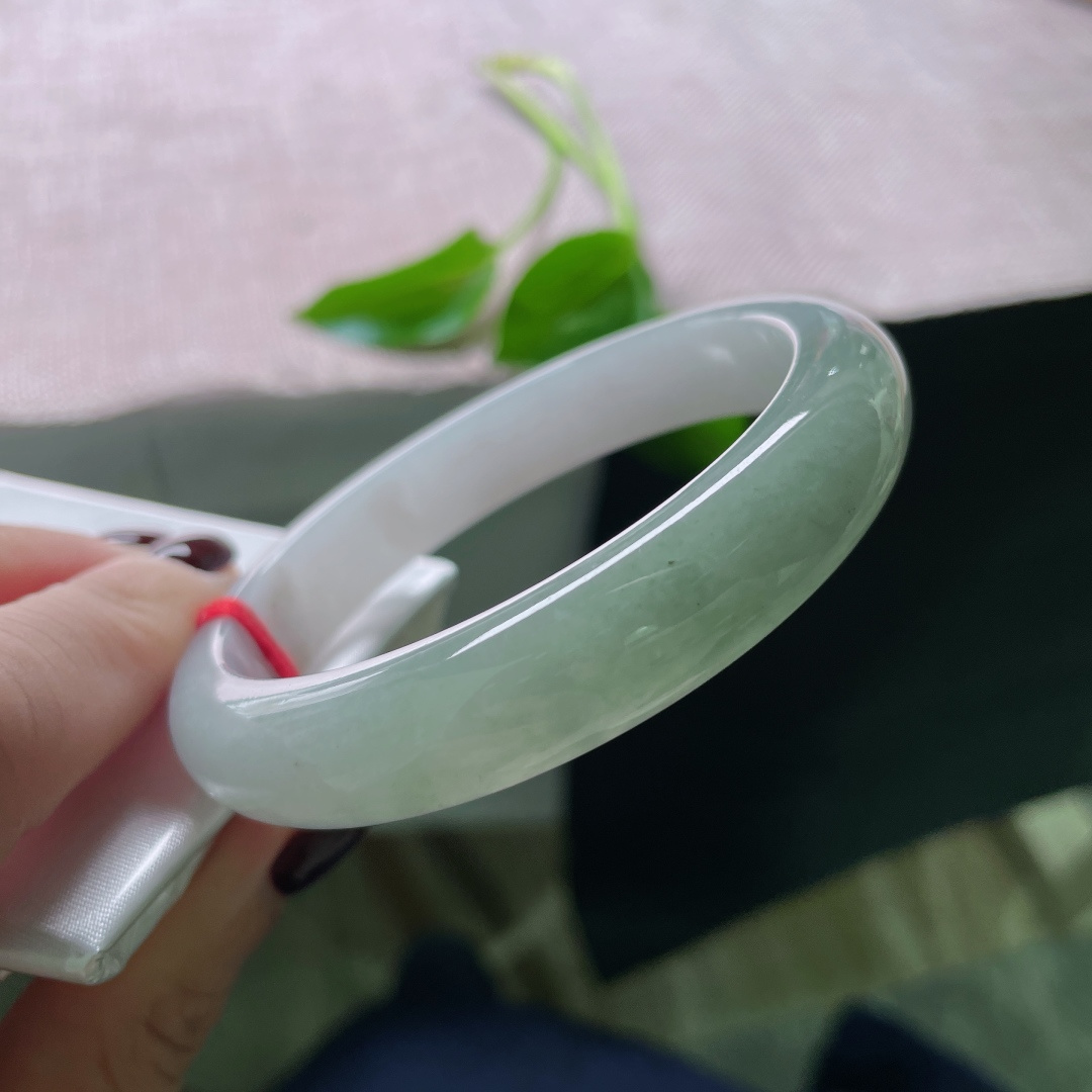 59.5/12.3/8.3，半山水正圈，大圈口，颜色渐变渐入佳境的感觉，洒金，ss49318a