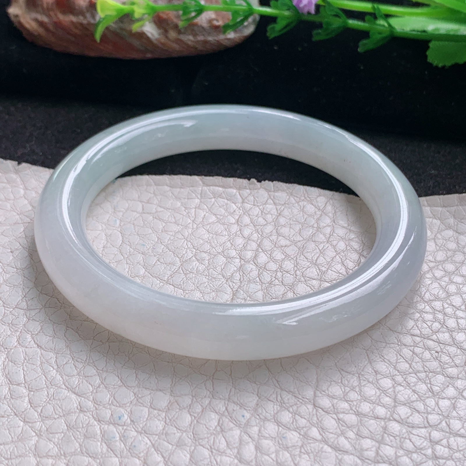 n实拍55.5*9.3美人镯 天然缅甸翡翠a货手镯白月光冰润圆条玉镯子