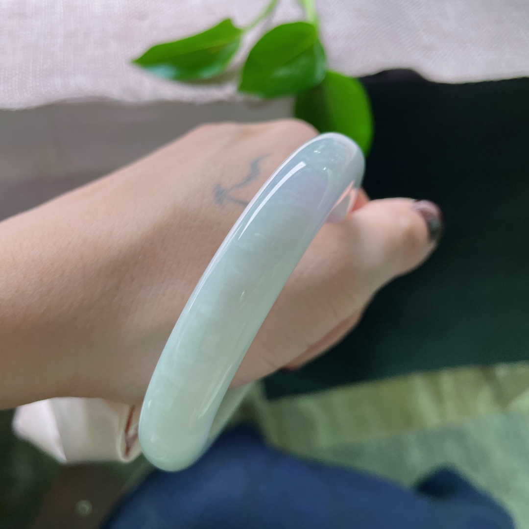 56/11.6/9.7，春彩正圈，肉质细腻干净，水头好，端庄大气，棉线，ss49934a