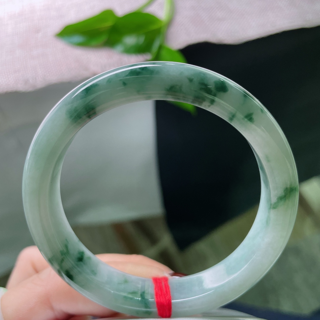 56.3/11.6/8.3飘花正圈，水润细腻，繁花似锦觅安宁，贵气，ss49375a