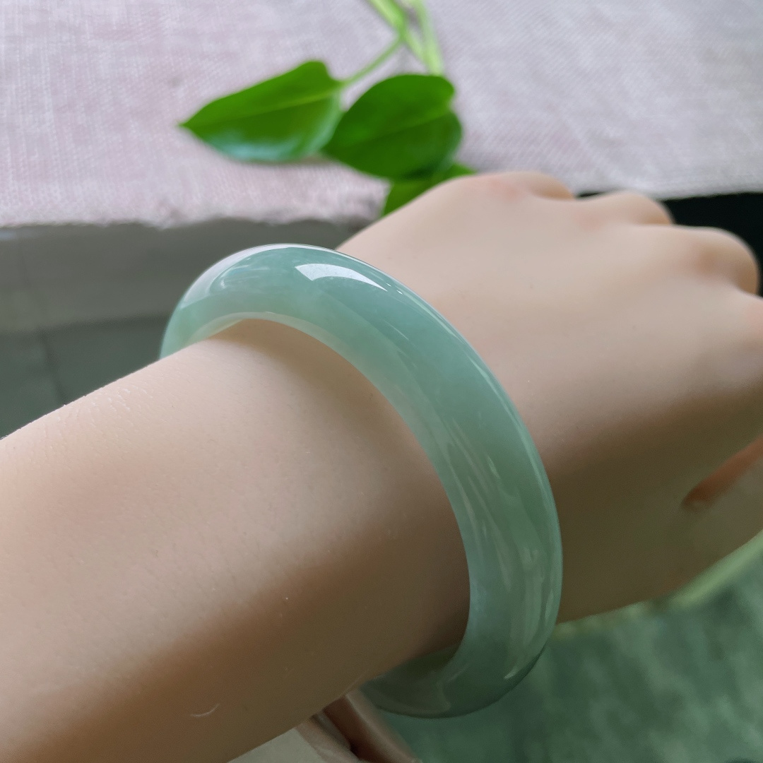 55/12.2/7.9，蓝底正圈，温柔治愈系，水头好，种老，小细纹不影响，ss49035a