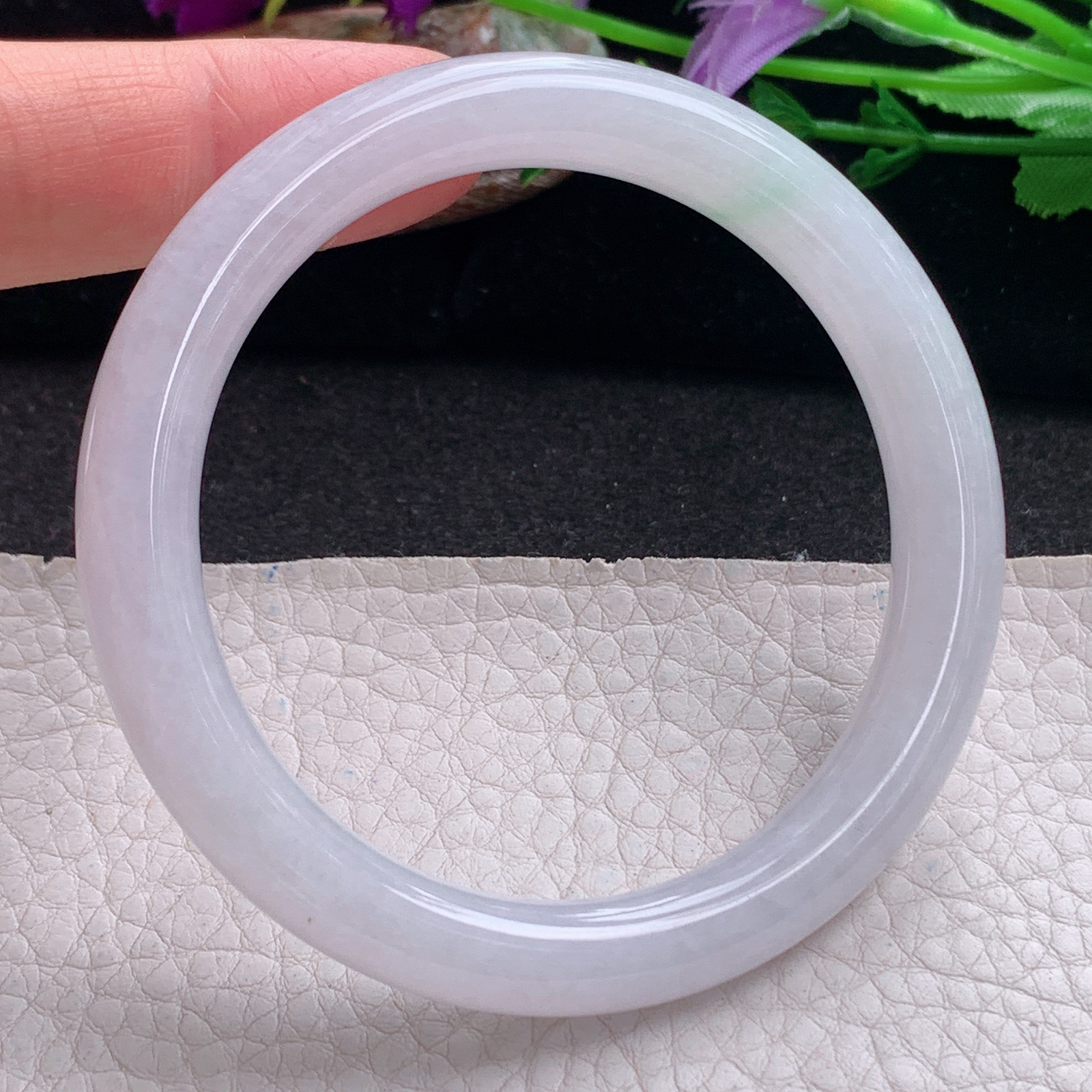 n实拍55*8.8*8.5美人镯 天然缅甸翡翠a货手镯清新冰紫底圆条叮当镯