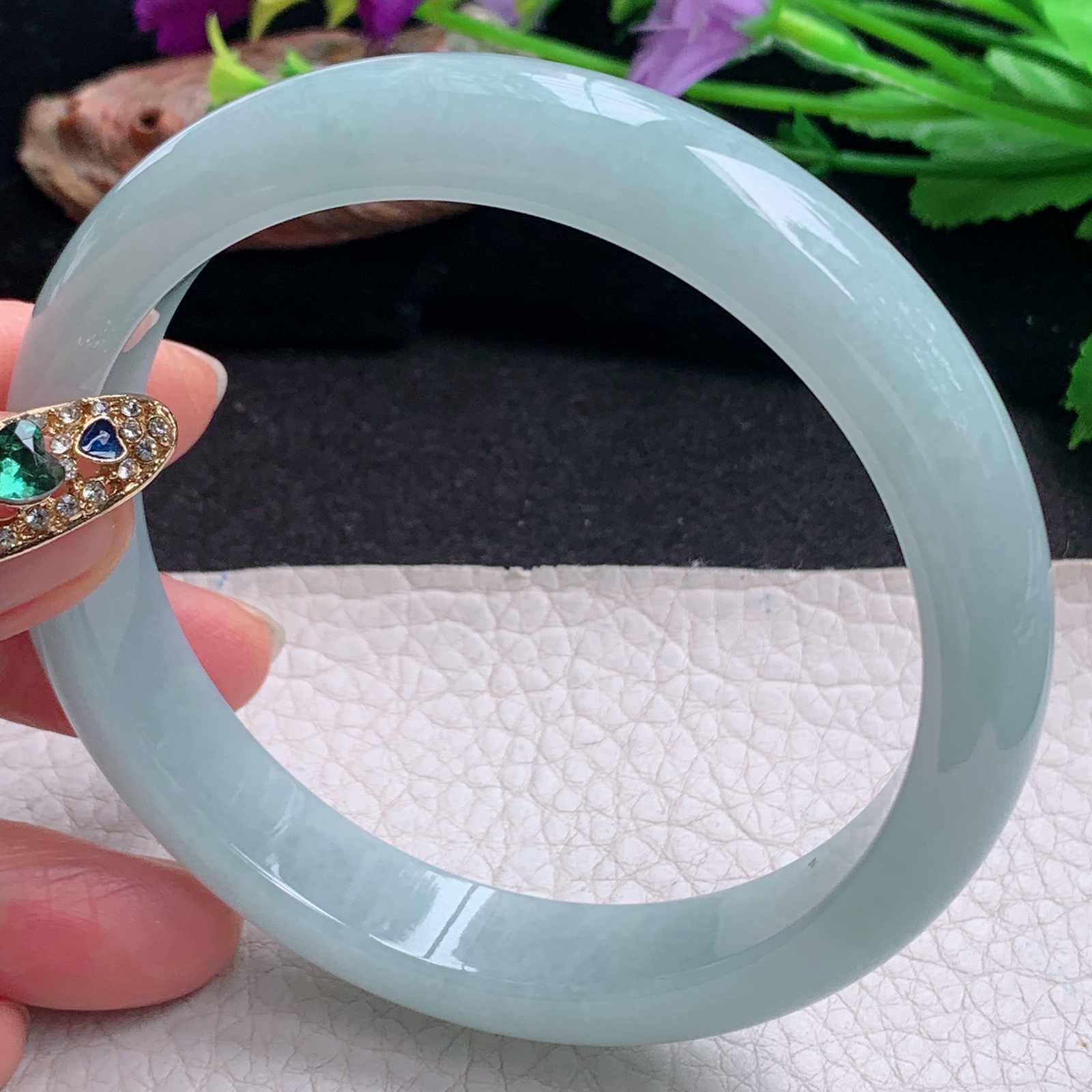 pj大圈口66*12.8*8.2平安镯 天然缅甸翡翠a货手镯浅绿大气正圈玉镯子