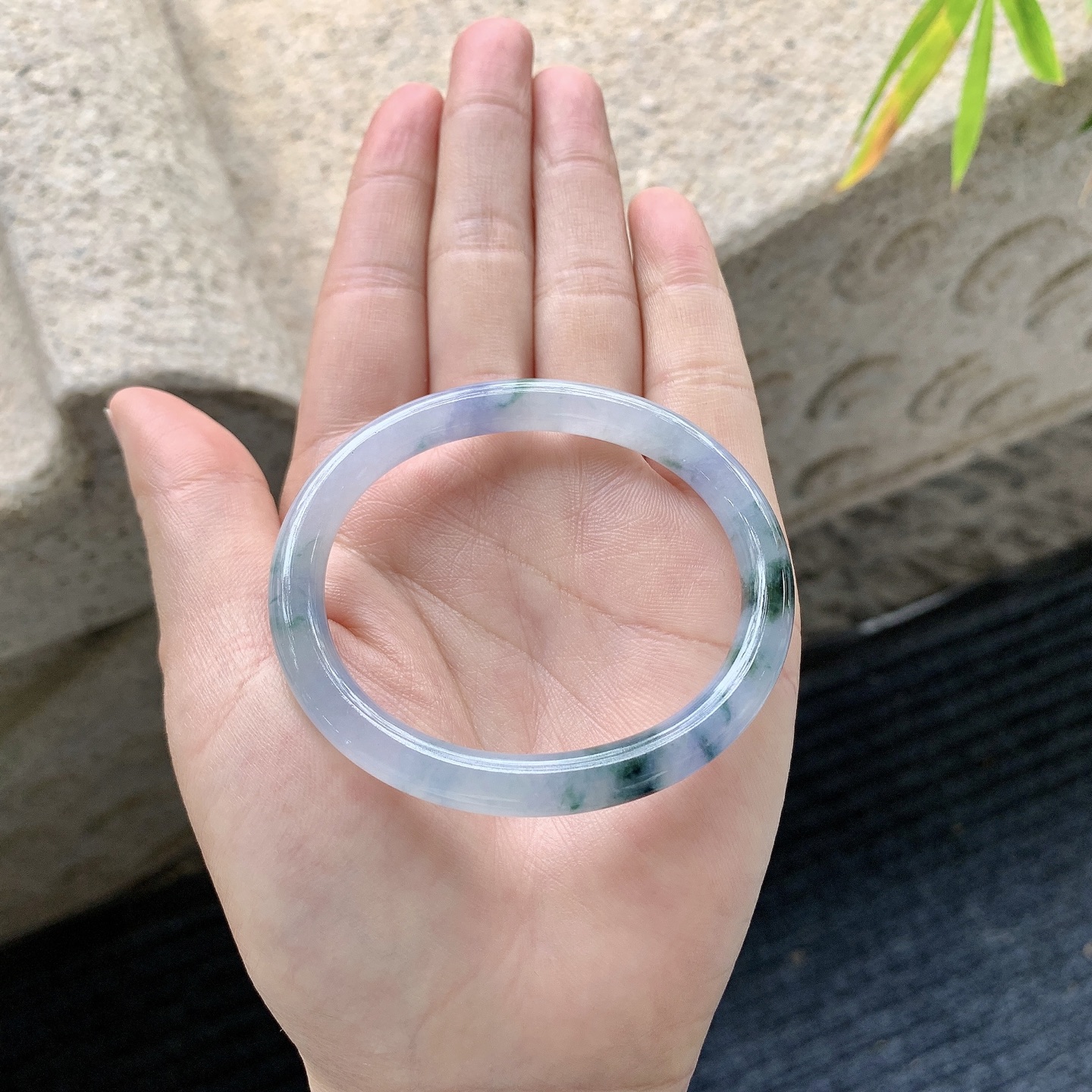 贵妃49 50 【圈口】52.5/44.5/6.7/6.5 【编码】B2041081 【描述】紫罗兰