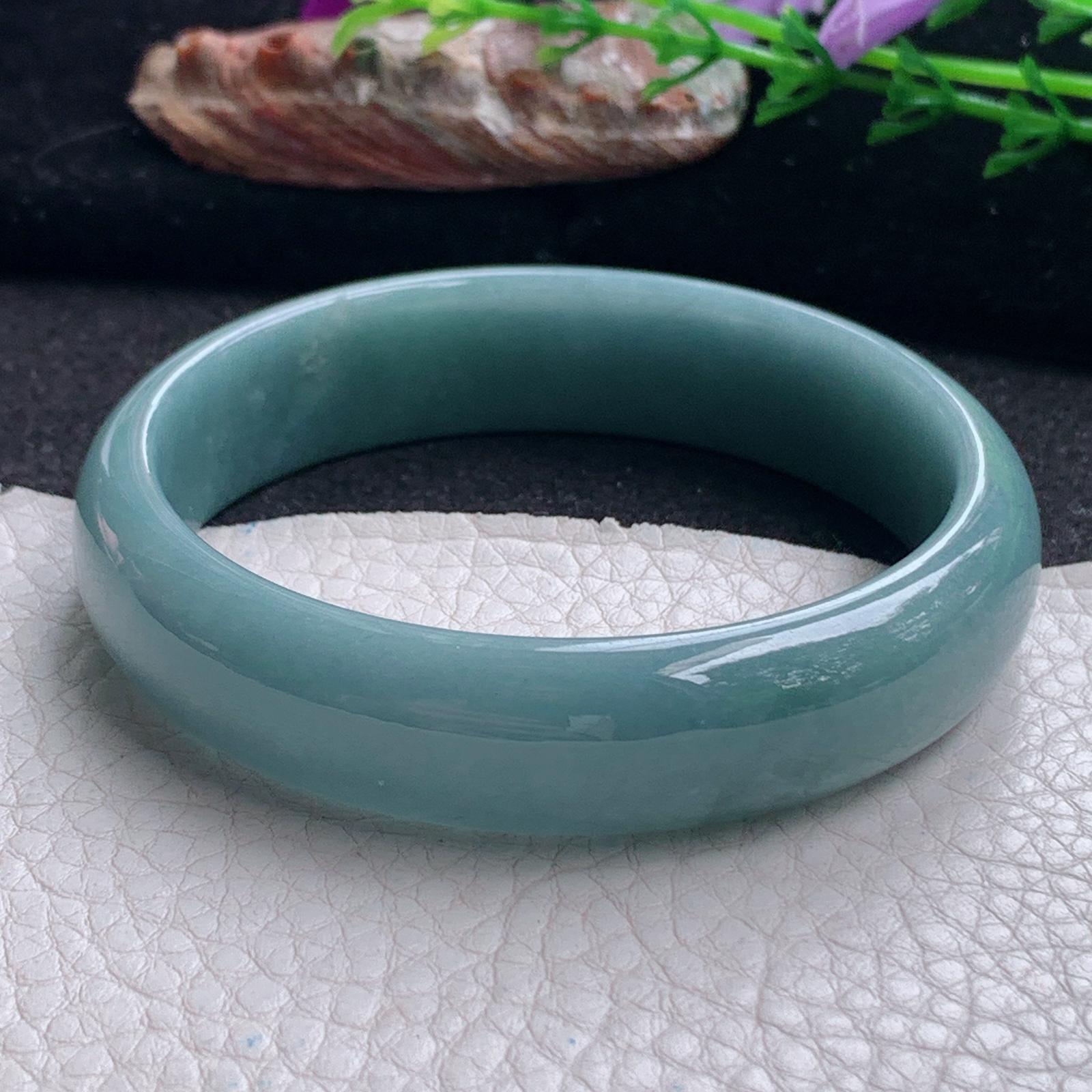 js实拍59*14.8*6.5平安镯 天然翡翠a货手镯蓝韵水润正圈玉镯子