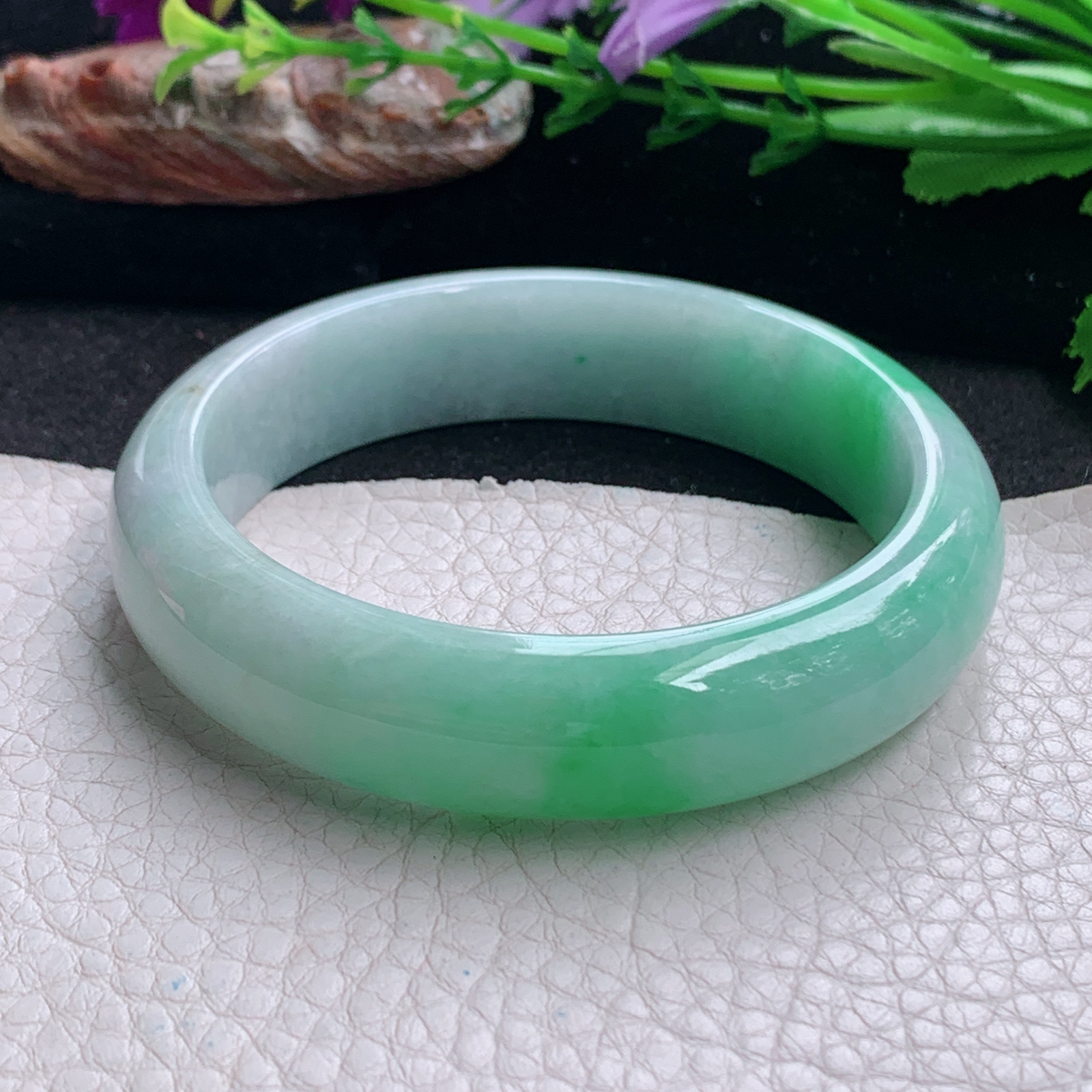 ee实拍57*14.3*7.8平安镯 天然缅甸翡翠a货手镯飘绿水润正圈玉镯子