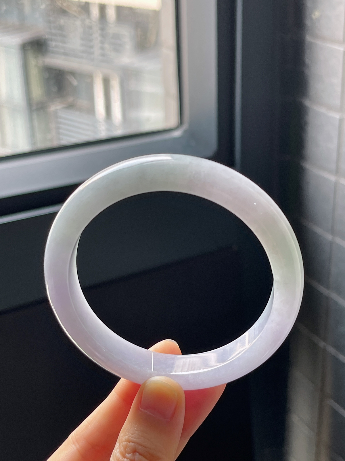 正圈58.8圈口，翡翠糯化种春带彩手镯