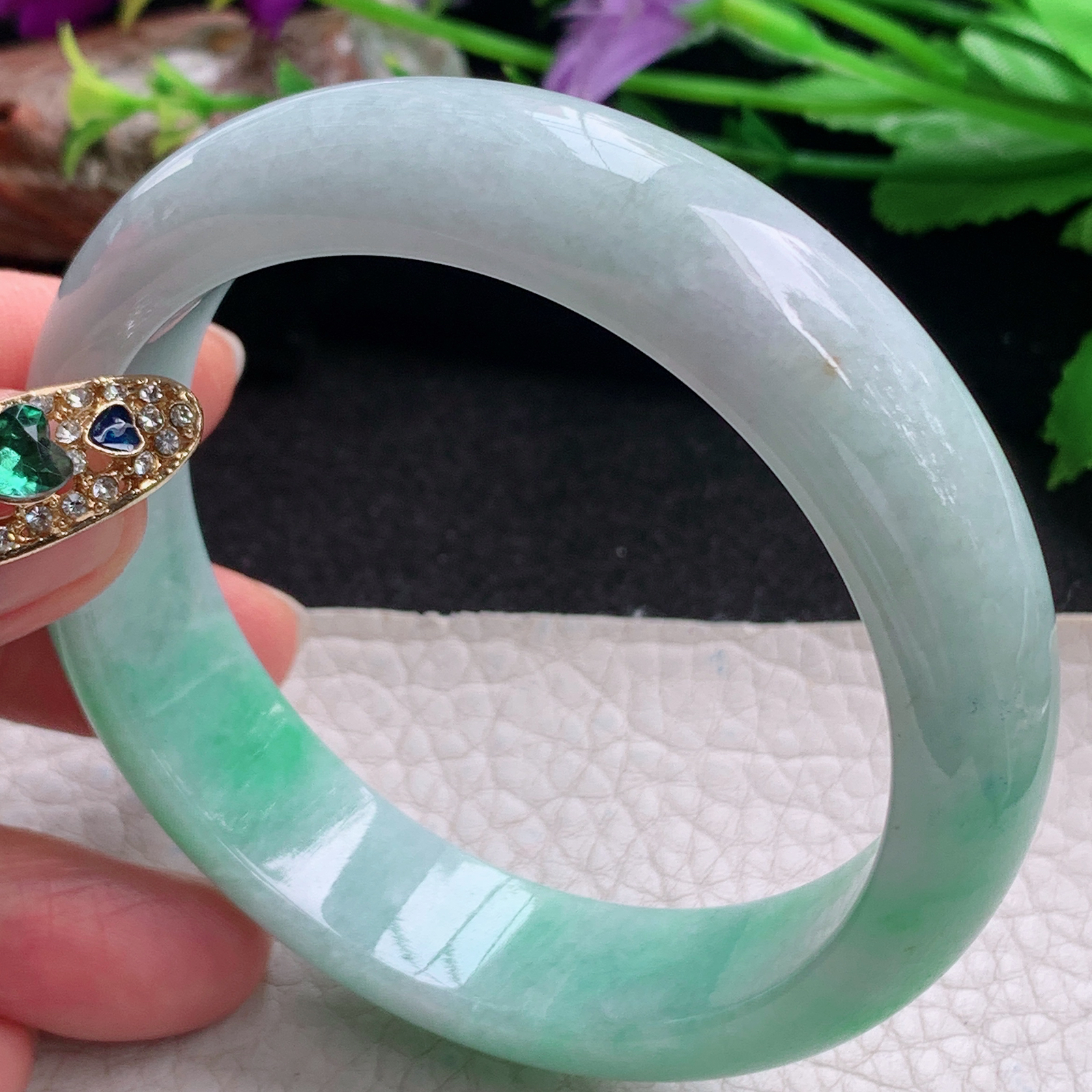 ee实拍57*14.3*7.8平安镯 天然缅甸翡翠a货手镯飘绿水润正圈玉镯子