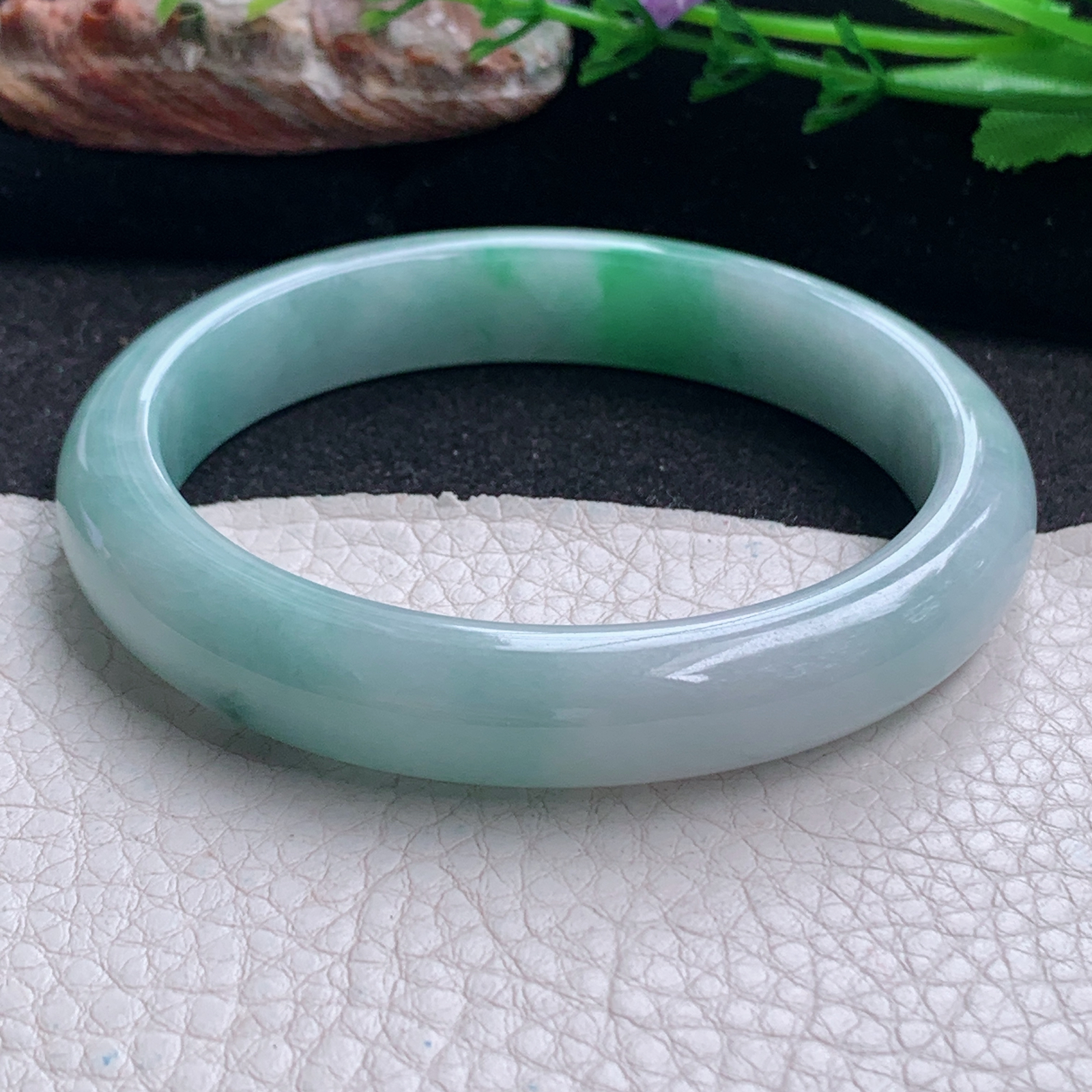 js大圈口60*11.8*8平安镯 天然缅甸翡翠a货手镯清秀飘绿正圈玉镯子