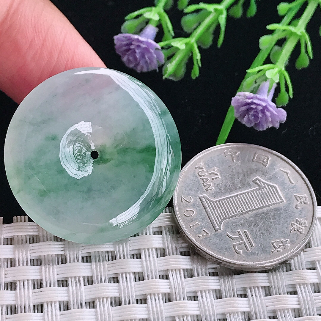 实拍A货翡翠29.7/5.3老坑冰种果冻胶飘绿平安扣吊坠翡翠玉扣挂件