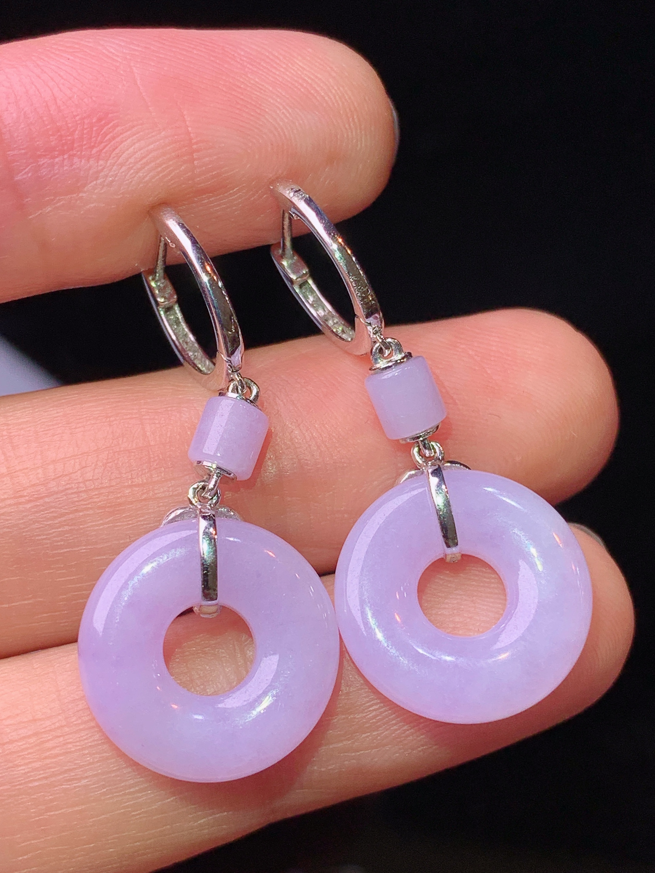 18k金钻镶嵌紫罗兰平安环耳坠 玉质细腻 色泽艳丽清新 水润亮眼 整体尺寸33*14.3*3.8c5