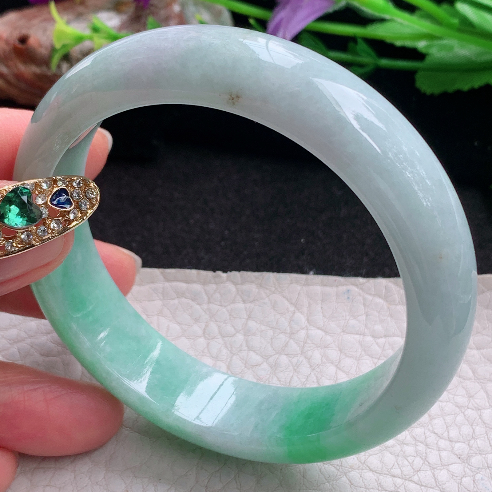 ee实拍57*14.3*7.8平安镯 天然缅甸翡翠a货手镯飘绿水润正圈玉镯子