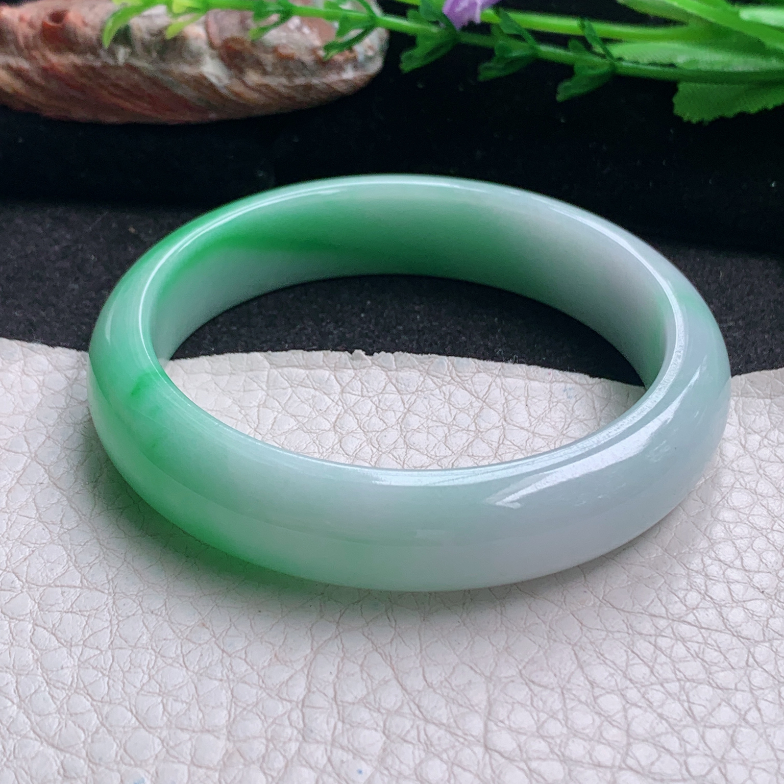 ee实拍55.6*13*7.6平安镯 天然缅甸翡翠a货手镯白底青水润正圈玉镯子