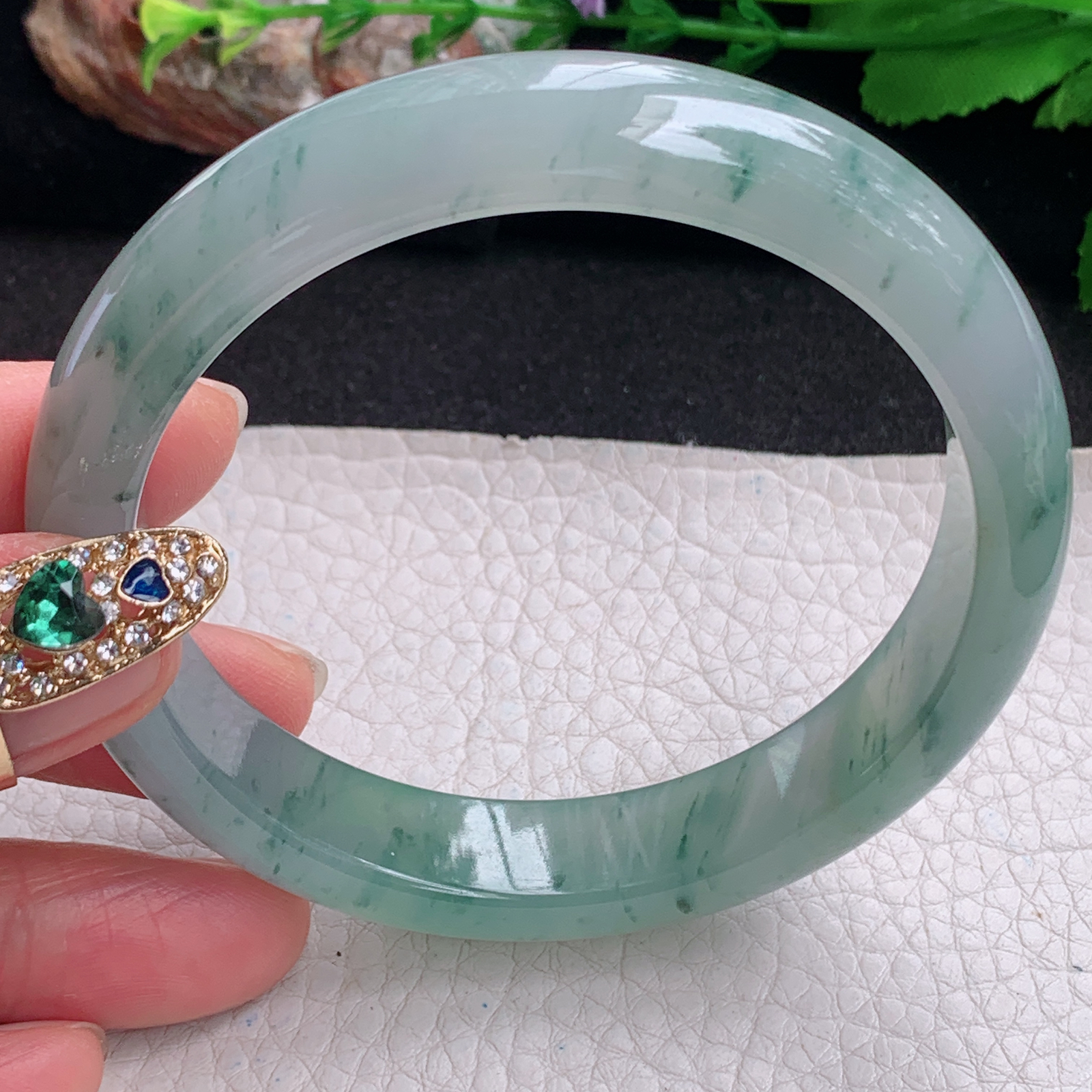 ax大圈口61*12.6*8.5平安镯 天然翡翠a货手镯冰飘花大气正圈玉镯子