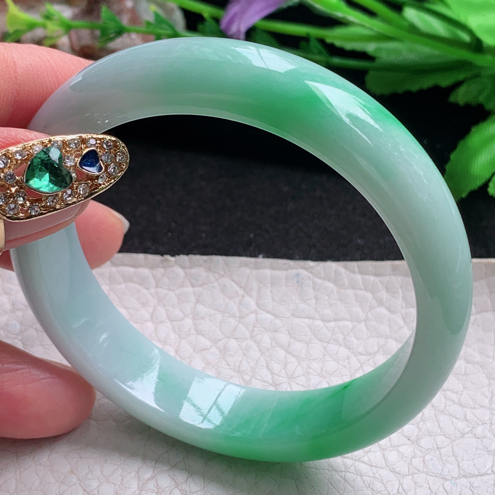 ee实拍55.6*13*7.6平安镯 天然缅甸翡翠a货手镯白底青水润正圈玉镯子