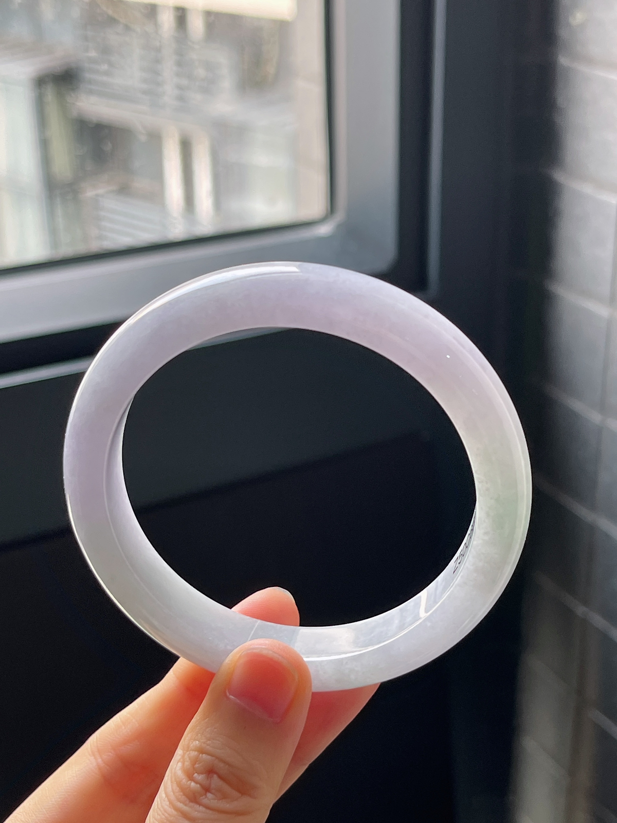 正圈58.8圈口，翡翠糯化种春带彩手镯