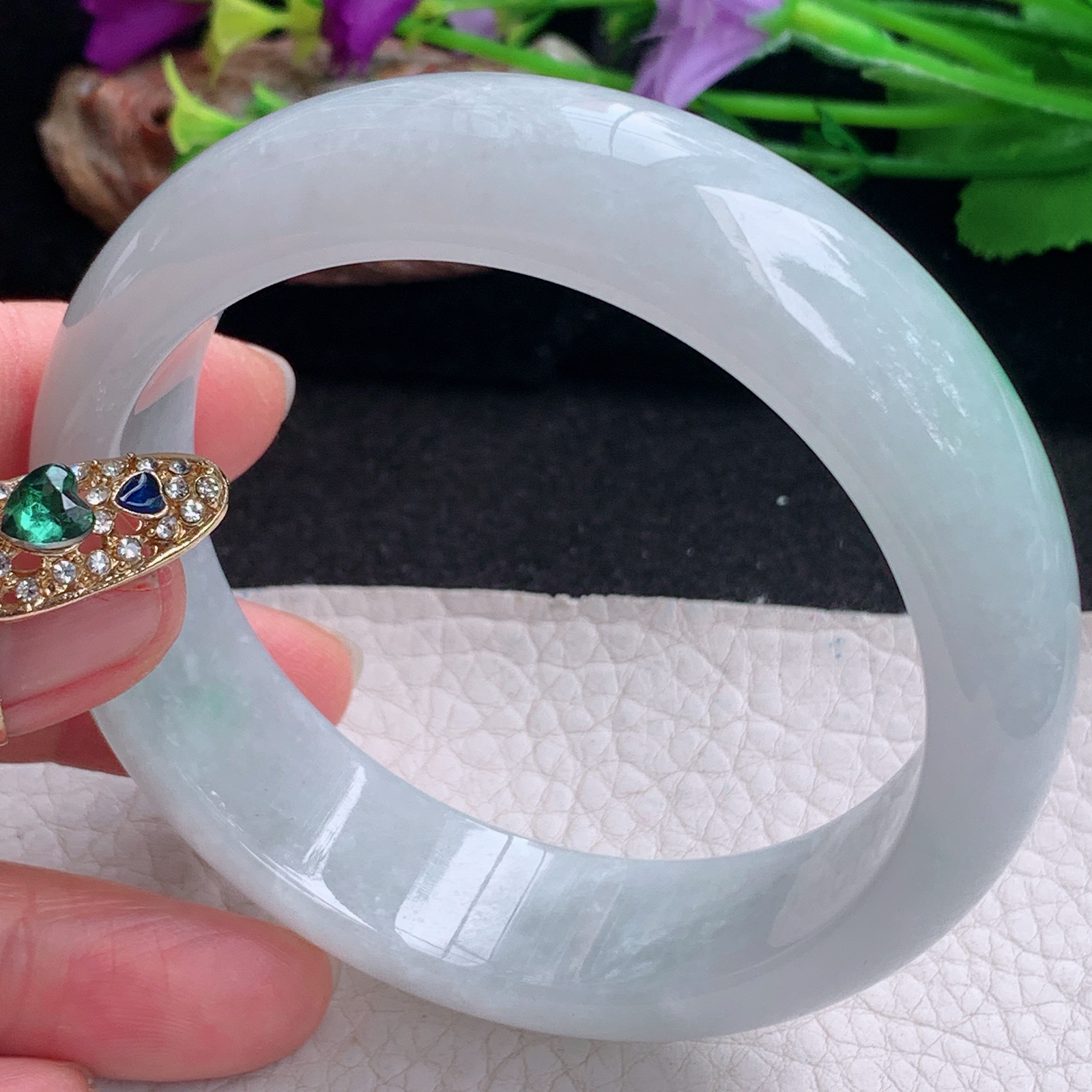 hh实拍58*17*8.5轮胎镯 天然翡翠a货手镯飘绿大气正圈玉镯子