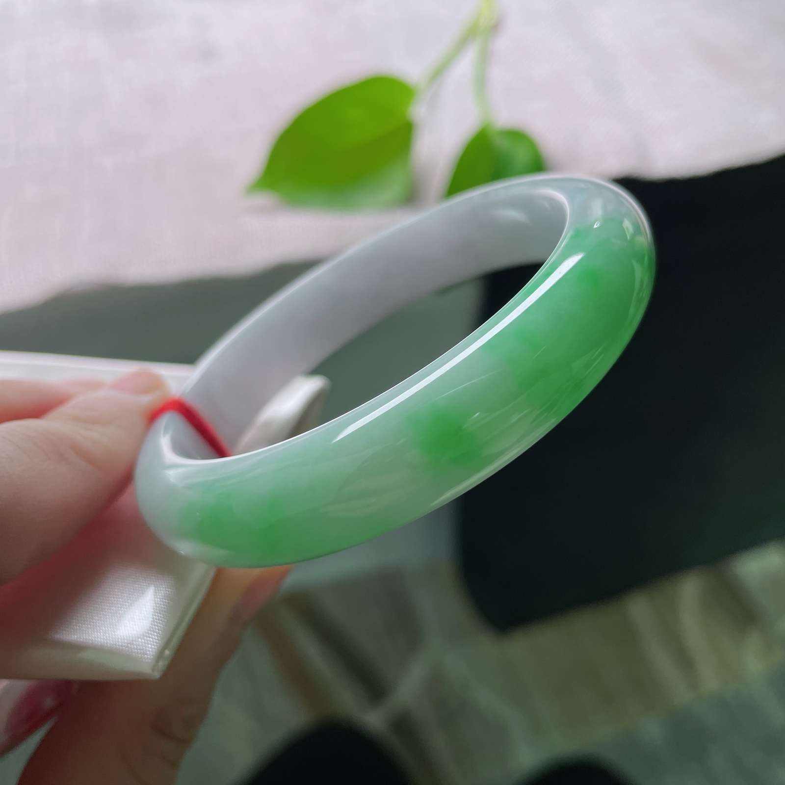 57.9/12.7/8.6白底青正圈，水润细腻，阳春白雪，经典贵气，无纹裂