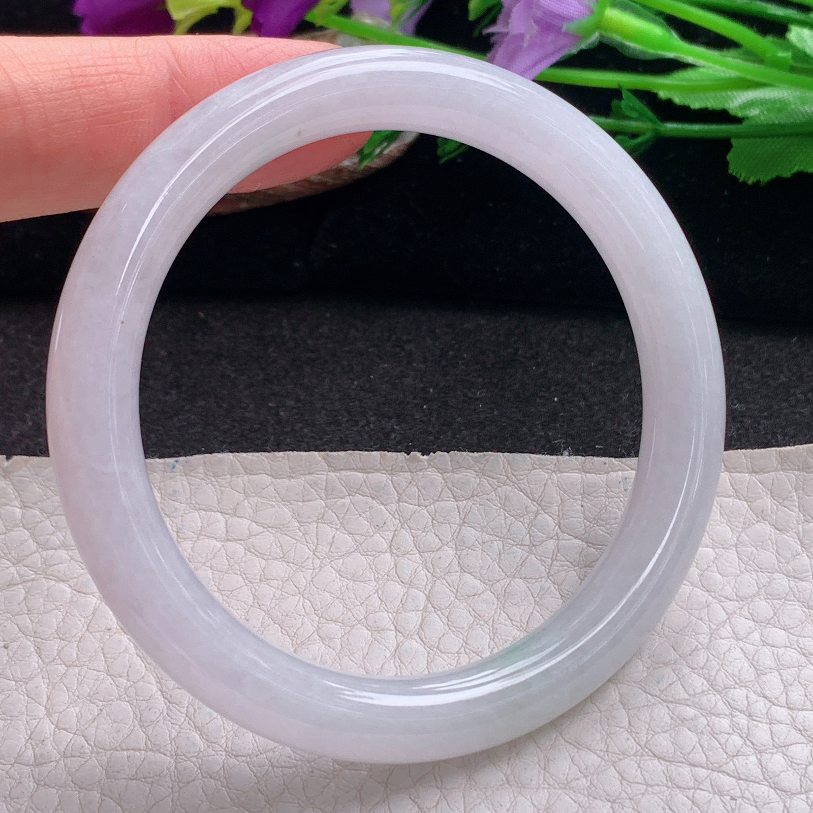 n实拍55*8.8*8.5美人镯 天然缅甸翡翠a货手镯清新冰紫底圆条叮当镯