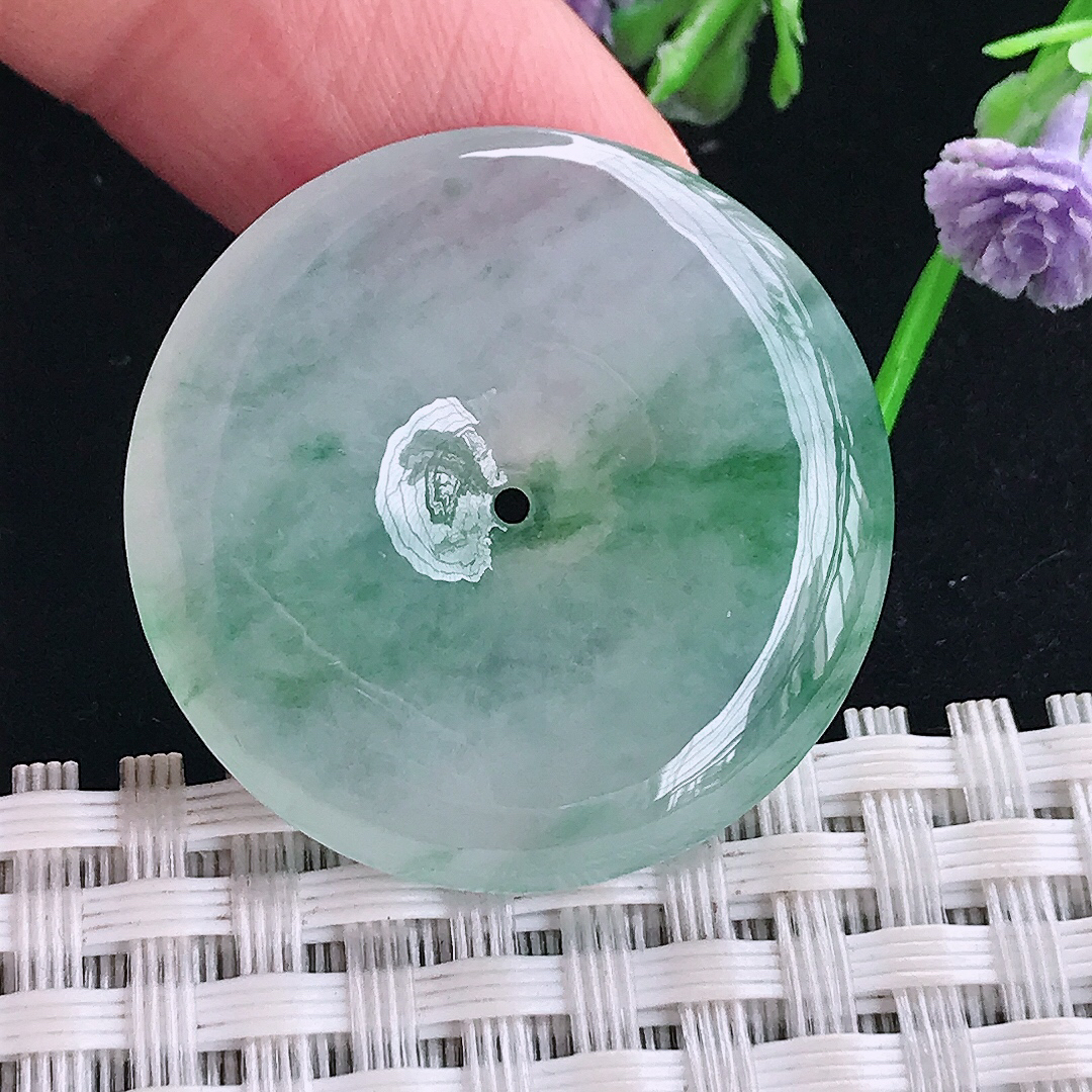 实拍A货翡翠29.7/5.3老坑冰种果冻胶飘绿平安扣吊坠翡翠玉扣挂件