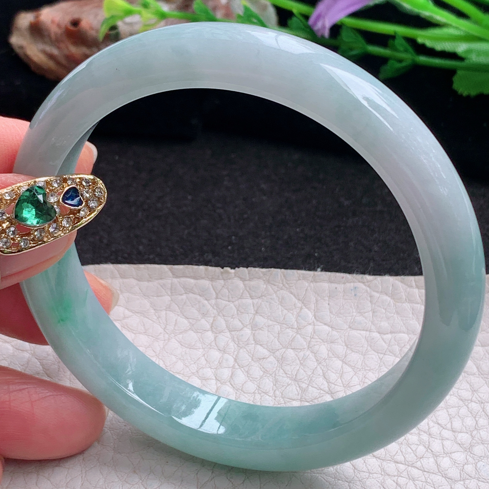 js大圈口60*11.8*8平安镯 天然缅甸翡翠a货手镯清秀飘绿正圈玉镯子